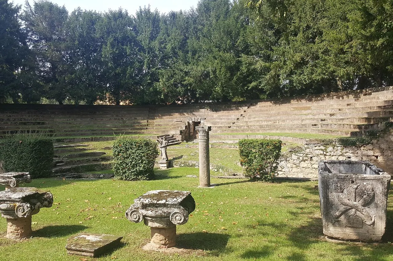 Villa Curti Sovizzo 0*,  Италия